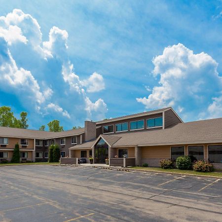 Americinn By Wyndham Hartford Wi Esterno foto
