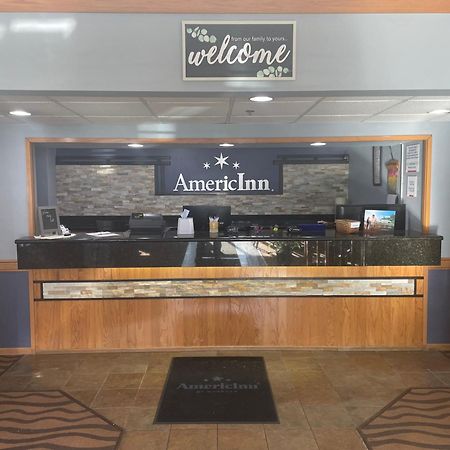 Americinn By Wyndham Hartford Wi Esterno foto