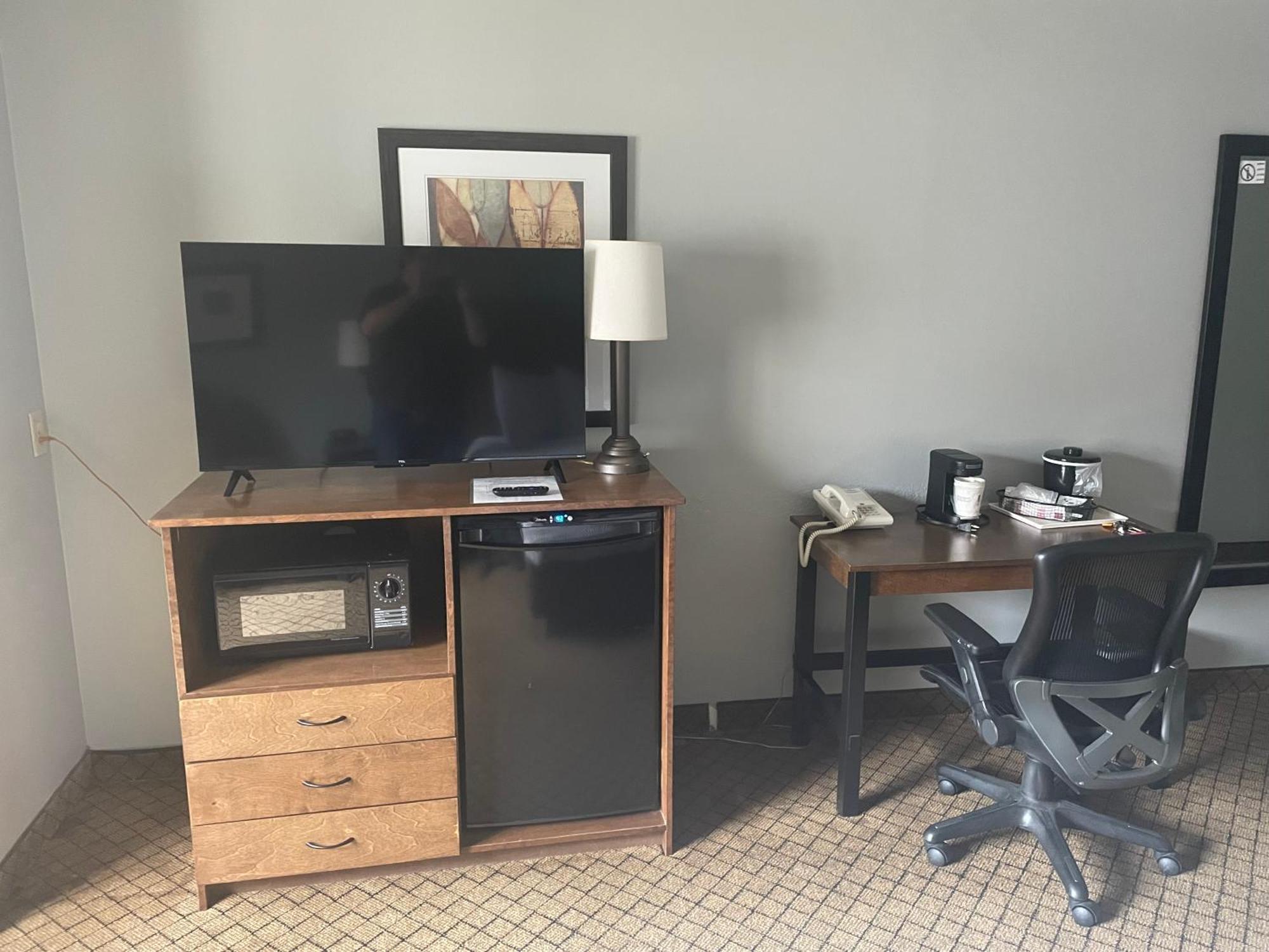 Americinn By Wyndham Hartford Wi Esterno foto